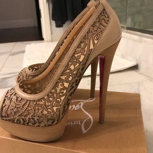 Christian Louboutin Pampas heels  37.5